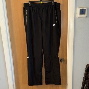 Russell Athletic Men's  Track Pants with Zip Pockets & Ankles 
Large (36-38)